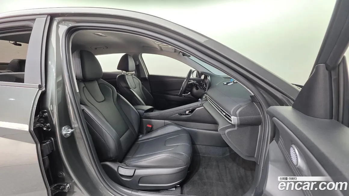 Hyundai AVANTE — фото 9