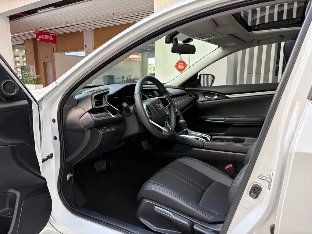 Honda Civic — фото 5