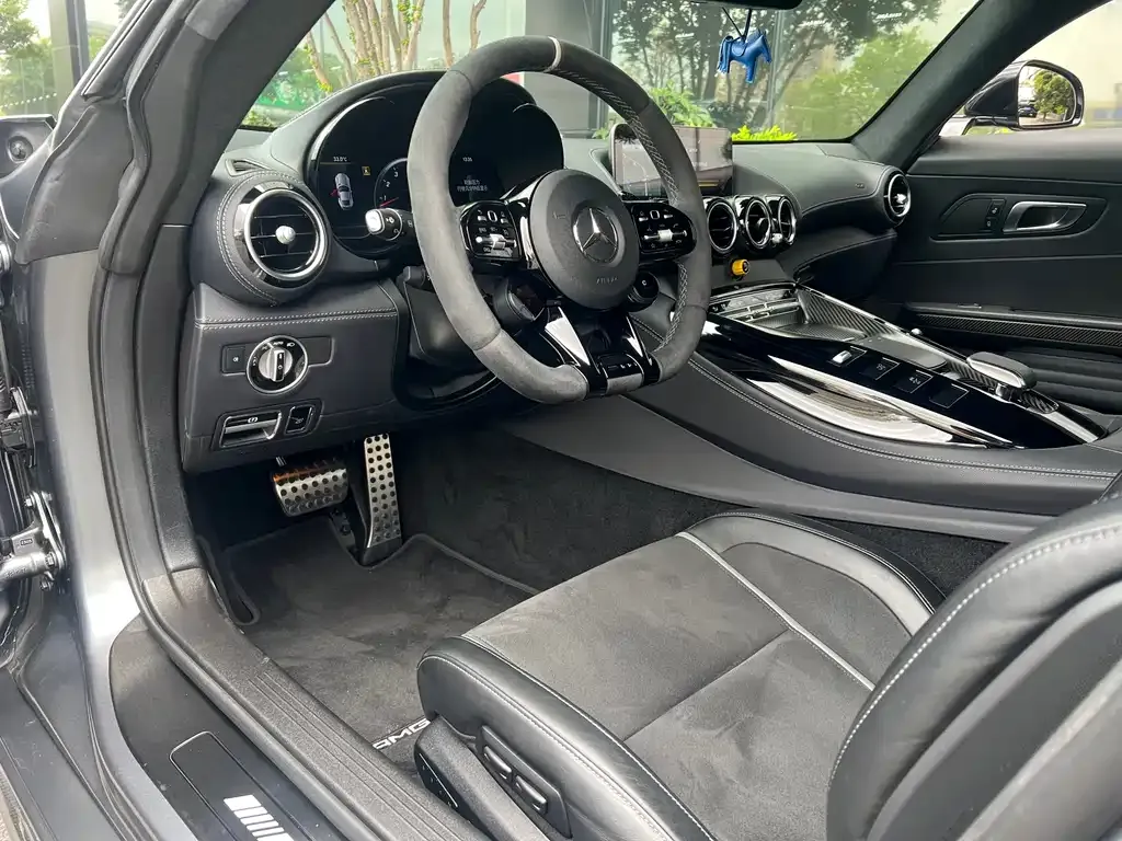Mercedes-Benz AMG GT — фото 6