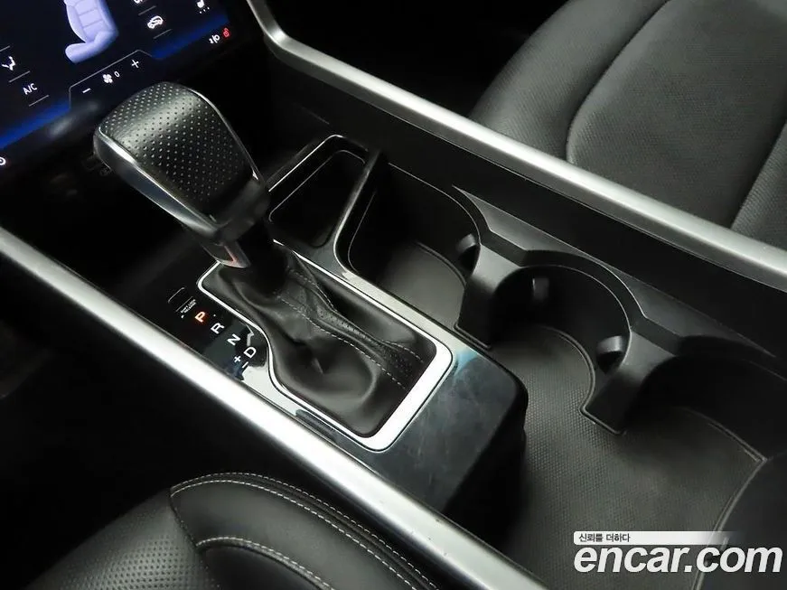 KG Mobility (Ssangyong) Torres — фото 10