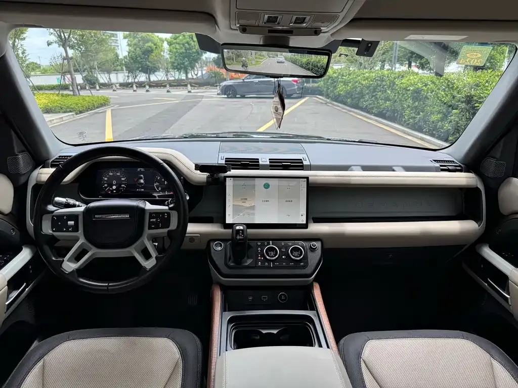 Land Rover Defender — фото 3