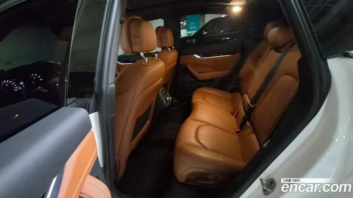 Maserati Levante 2022 из KR, фото 10