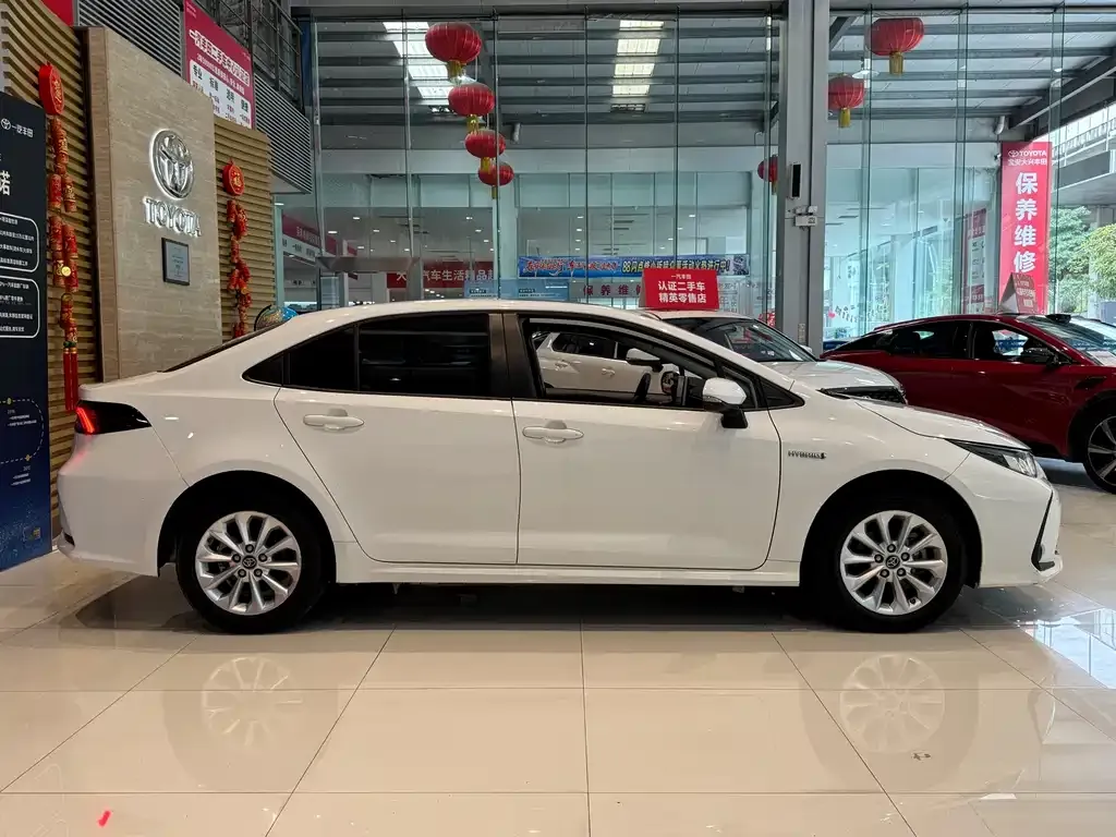 Toyota Corolla 2021 из CN, фото 2