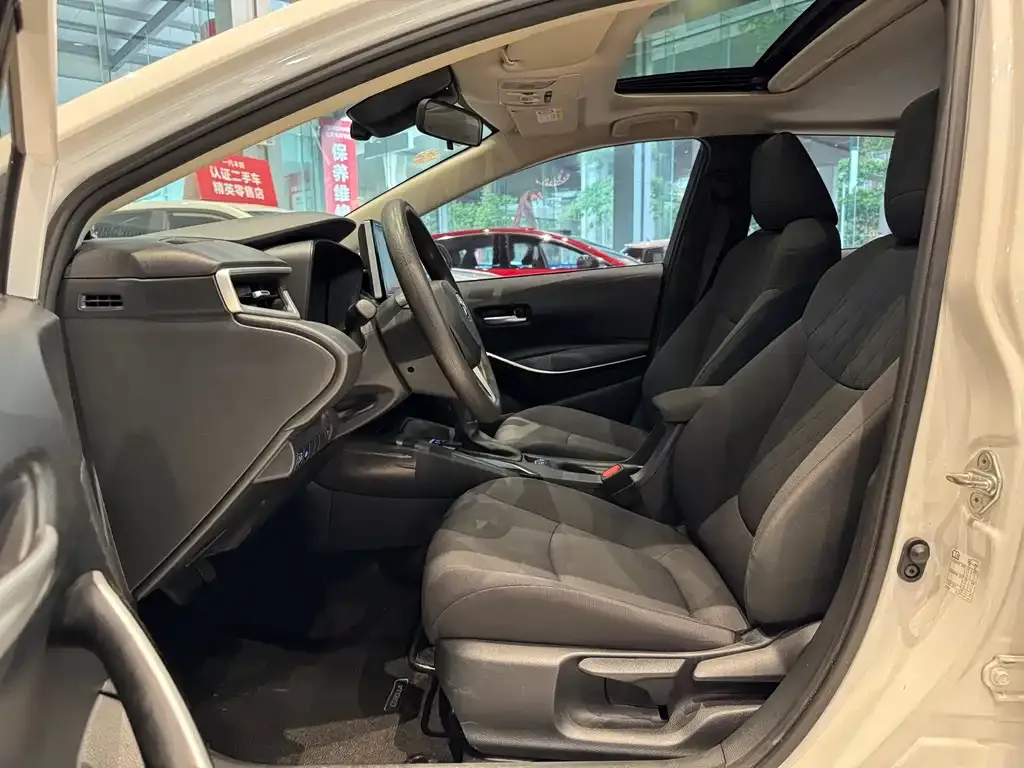 Toyota Corolla 2021 из CN, фото 4