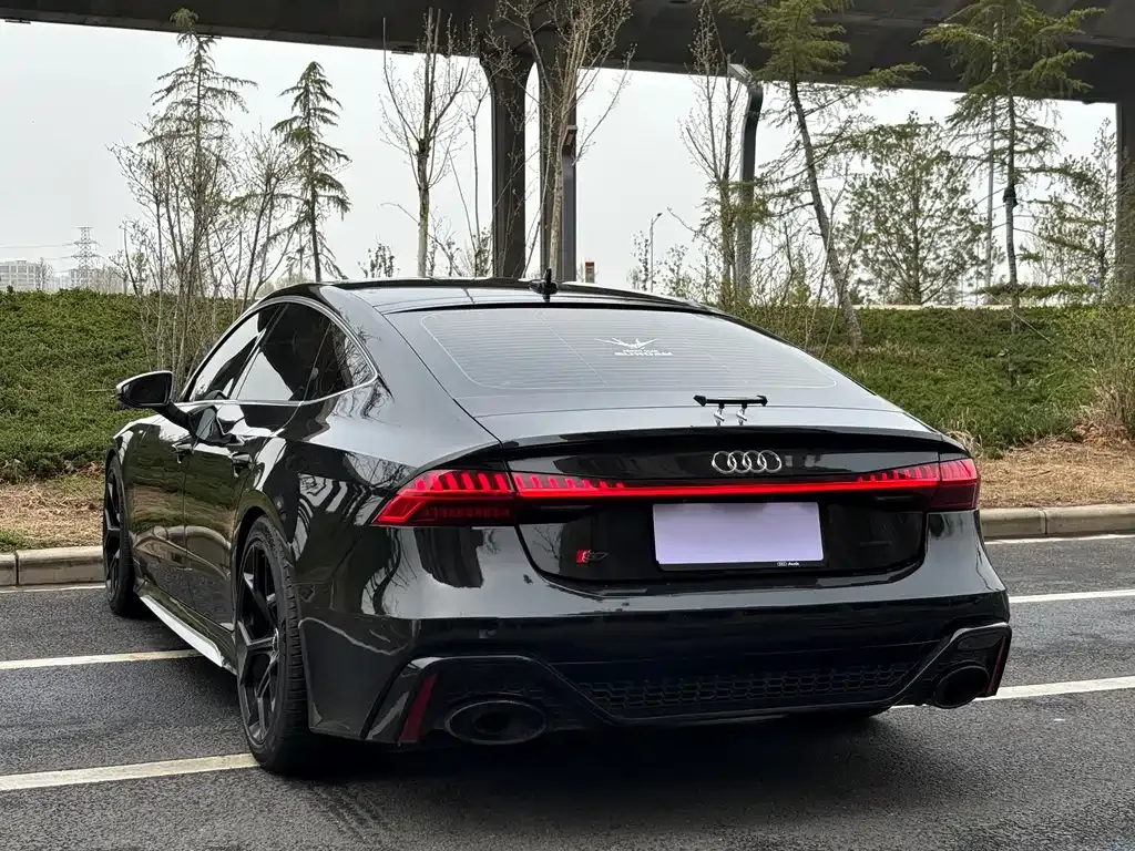 Audi A7 2022 из CN, фото 9