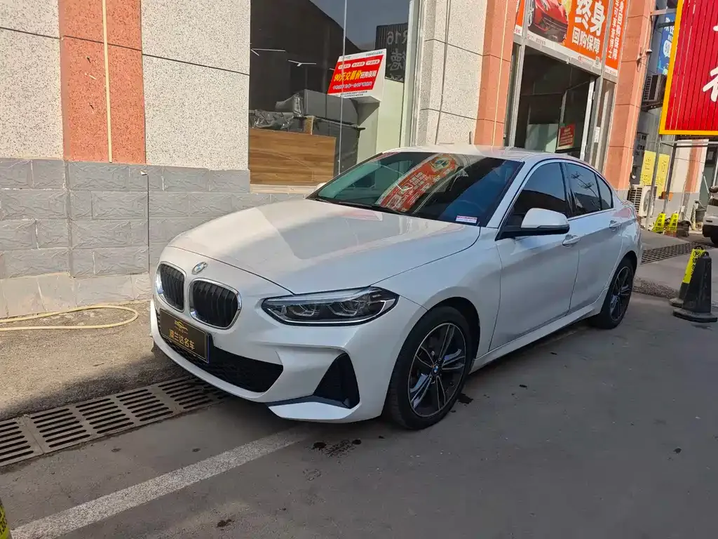 BMW 1 Series — фото 1