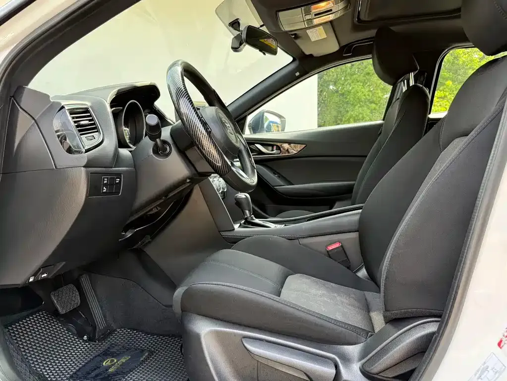 Mazda CX-4 2022 из CN, фото 4