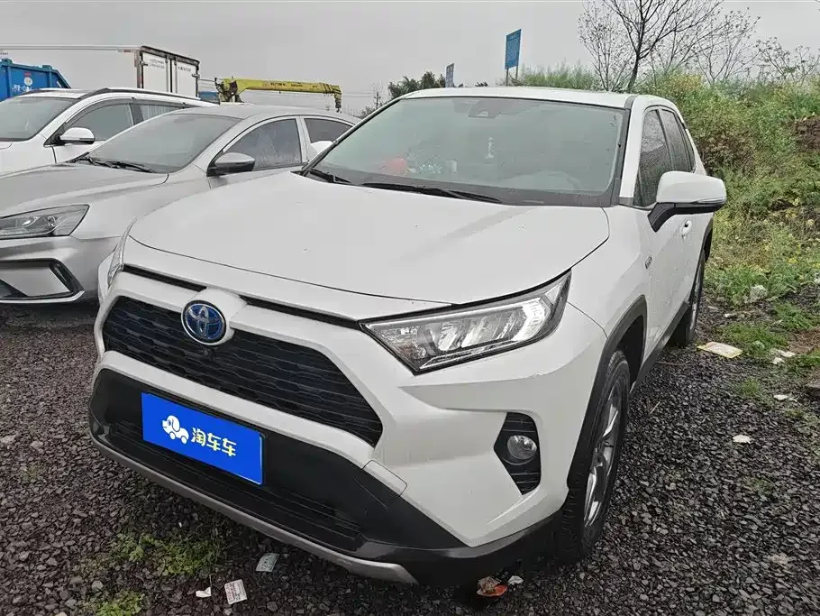 Toyota RAV4 2022 из CN, фото 1