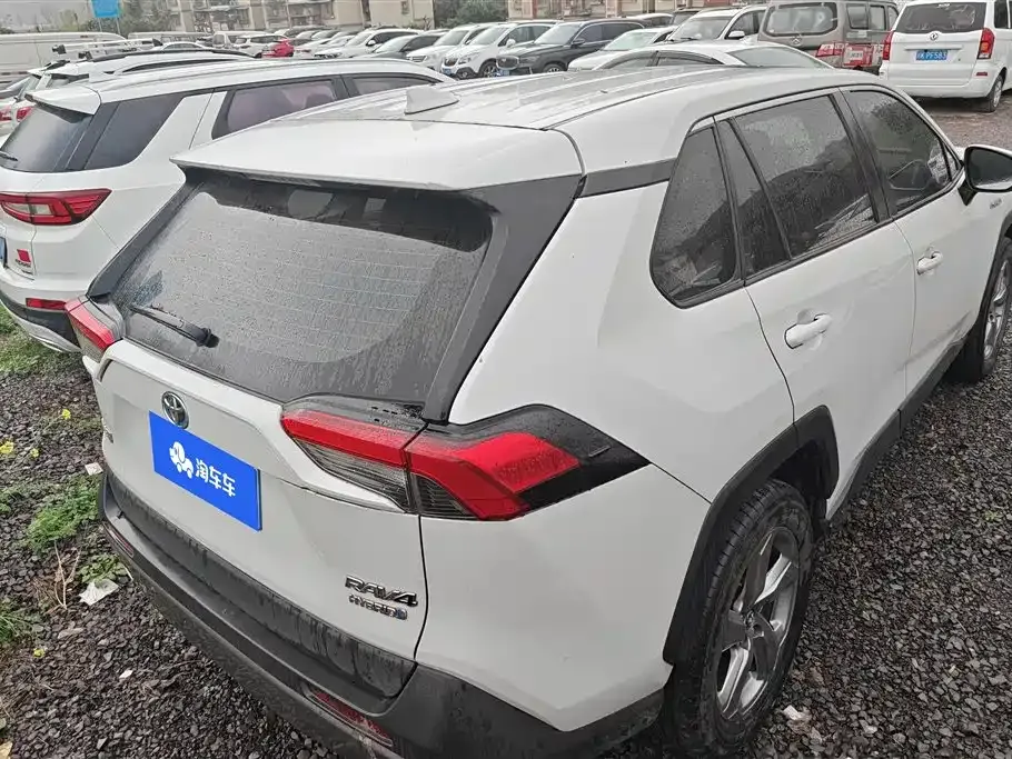 Toyota RAV4 2022 из CN, фото 9