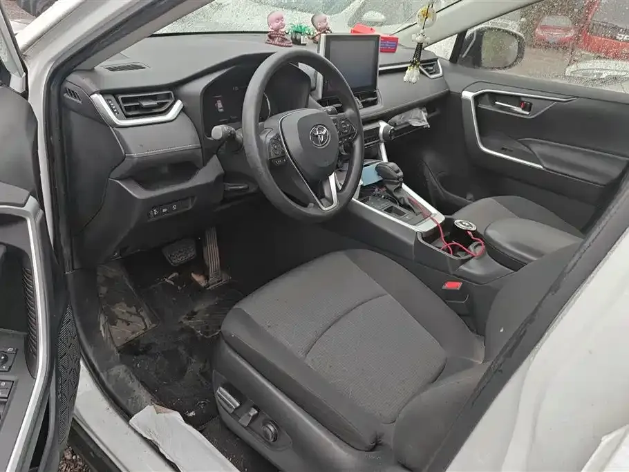 Toyota RAV4 2022 из CN, фото 10