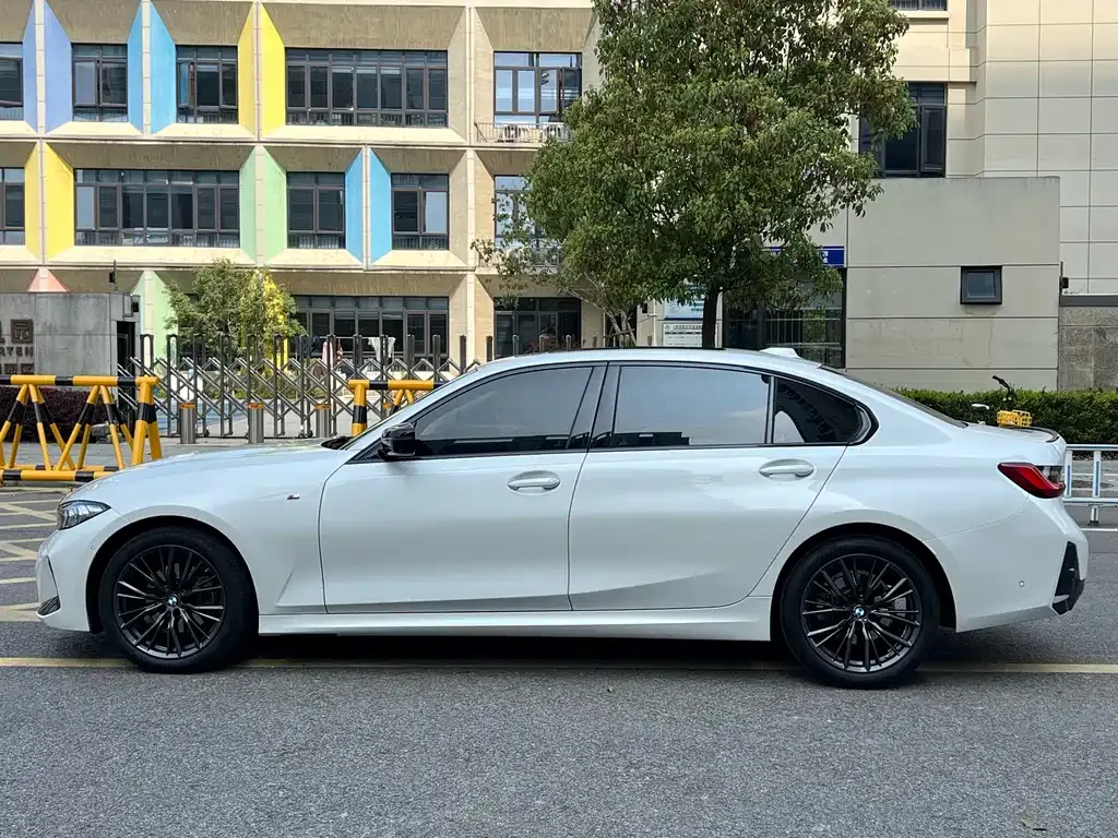 BMW 3 Series — фото 10