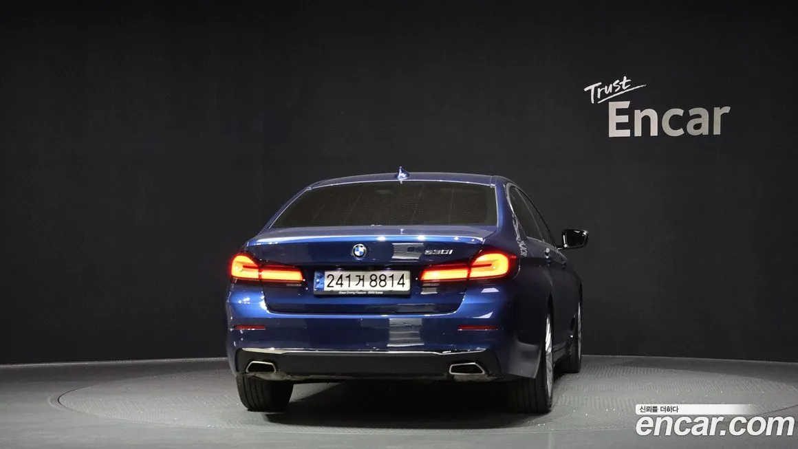 BMW 5-Series 2021 из KR, фото 2