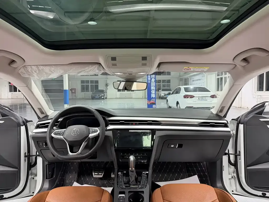Volkswagen CC 2023 из CN, фото 9