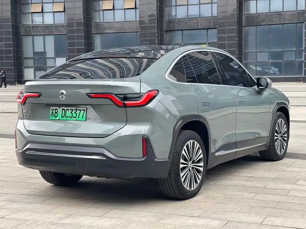 NIO EC6 — фото 10
