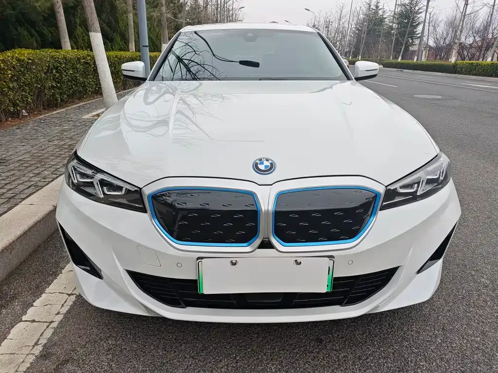 BMW i3 — фото 9