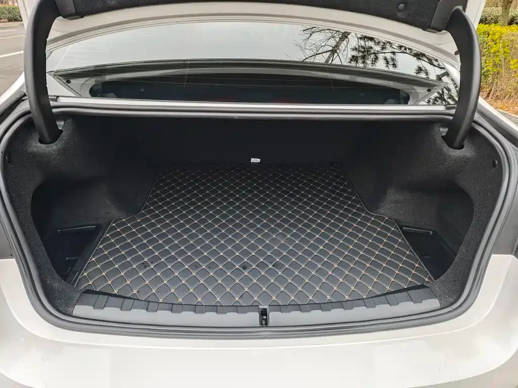 BMW i3 — фото 10