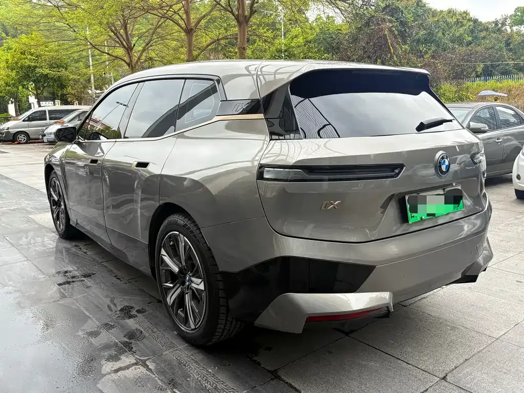 BMW iX 2023 из CN, фото 8