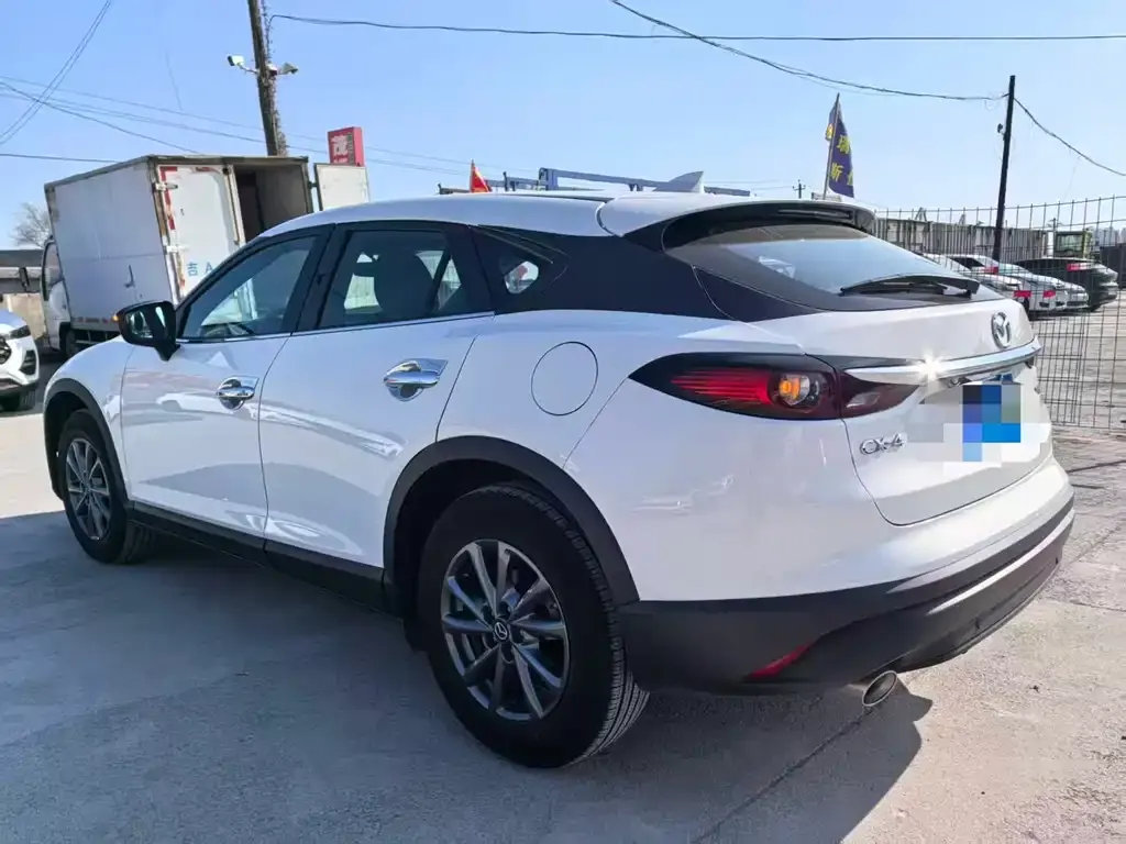 Mazda CX-4 — фото 6