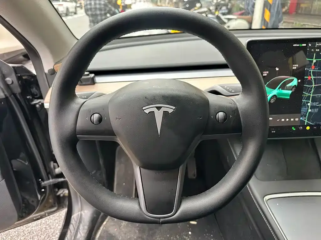 Tesla Model Y 2023 из CN, фото 3