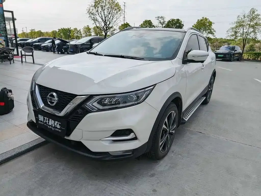 Nissan Qashqai 2022 из CN, фото 1