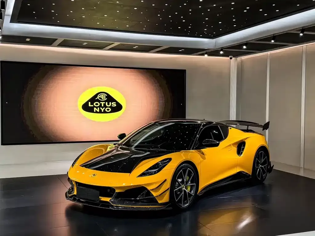 Lotus Emira 2023 из CN, фото 5