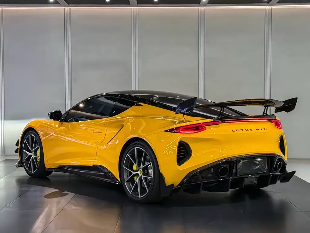 Lotus Emira 2023 из CN, фото 6