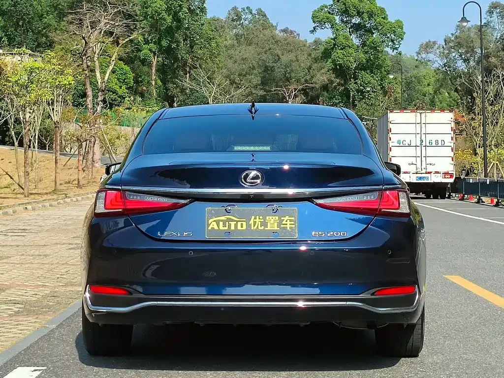 Lexus ES 2024 из CN, фото 9