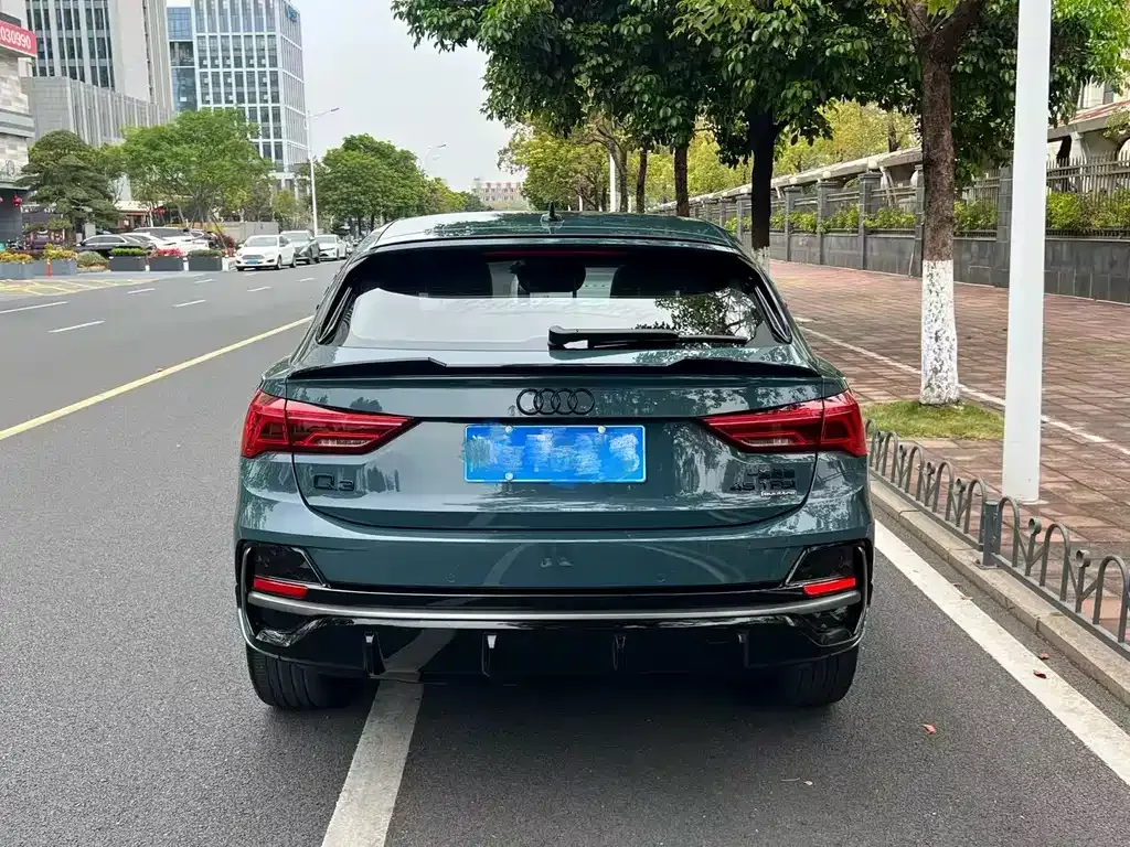 Audi Q3 Sportback — фото 6
