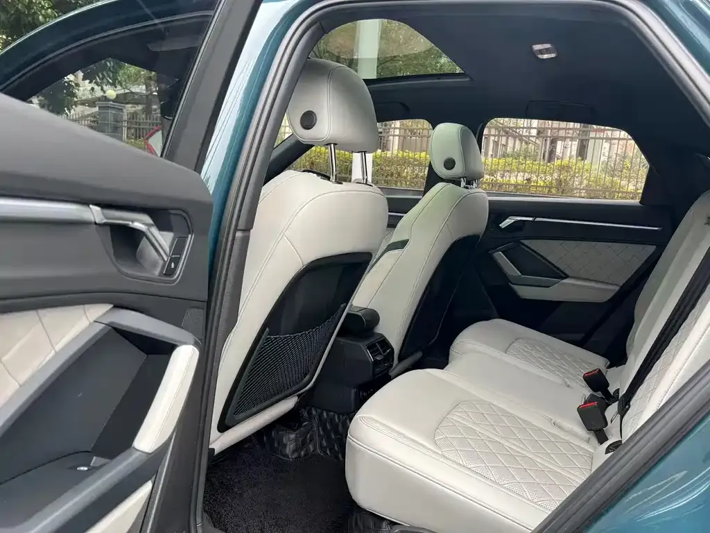 Audi Q3 Sportback — фото 3