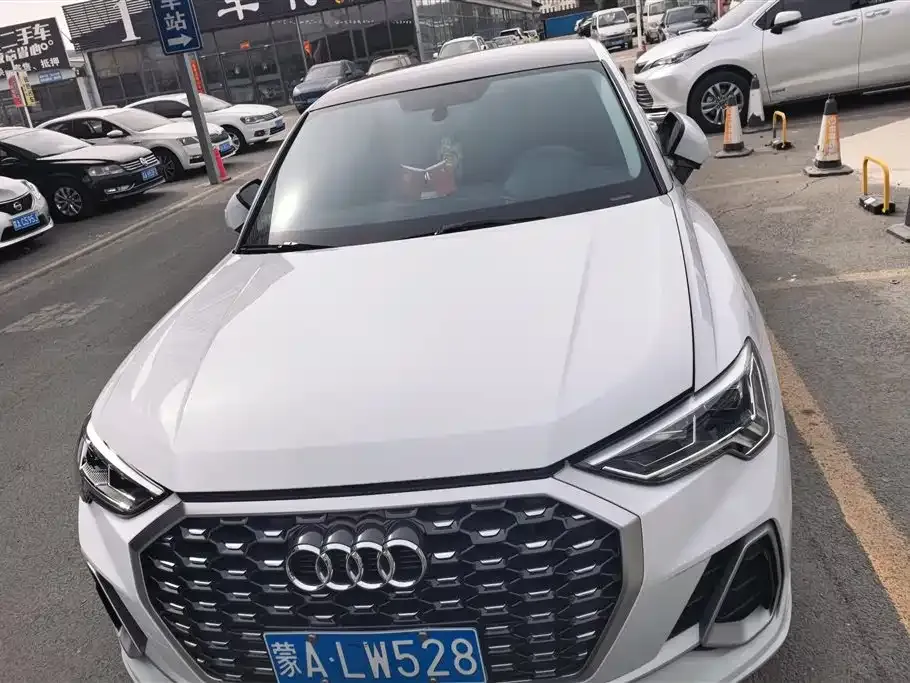 Audi Q3 2021 из CN, фото 10