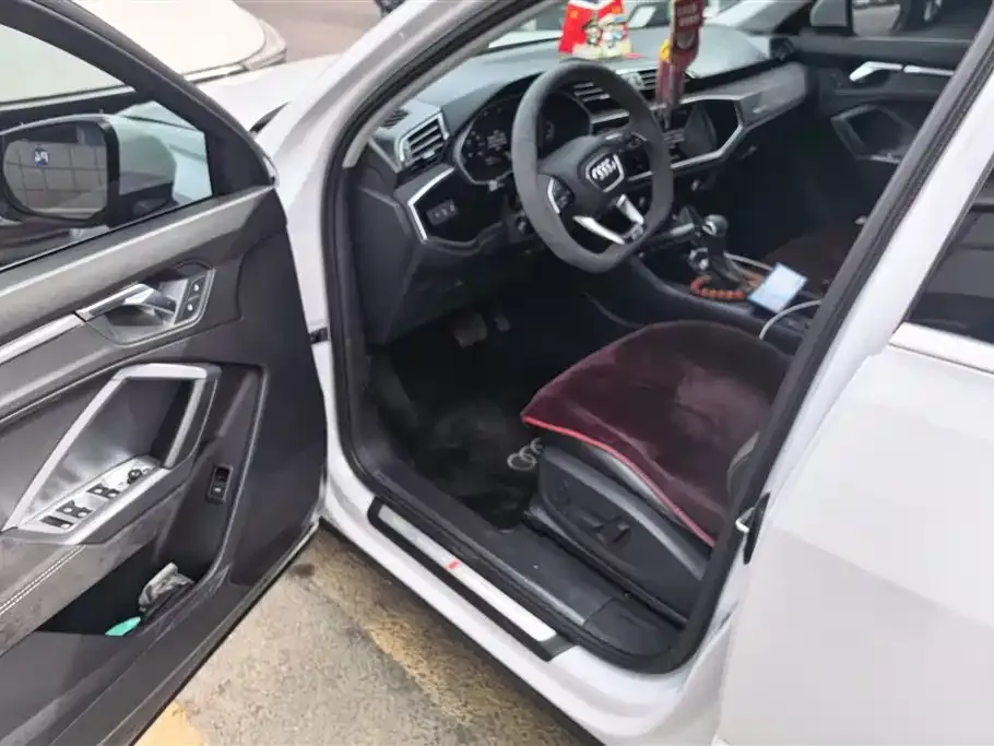 Audi Q3 2021 из CN, фото 2