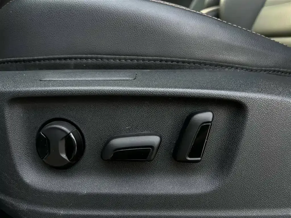 Volkswagen Tharu 2022 из CN, фото 10