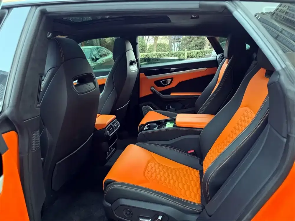 Lamborghini Urus — фото 6