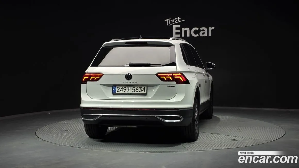 Volkswagen Tiguan 2023 из KR, фото 3