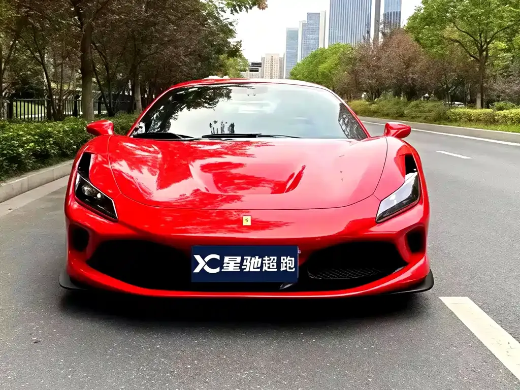 Ferrari F8 — фото 5