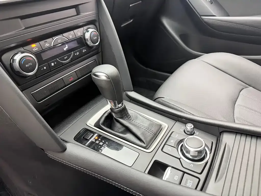 Mazda CX-4 — фото 6