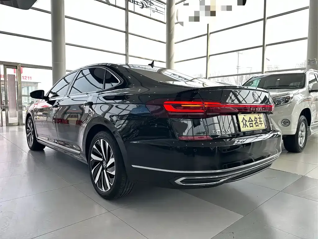 Volkswagen Passat 2024 из CN, фото 5