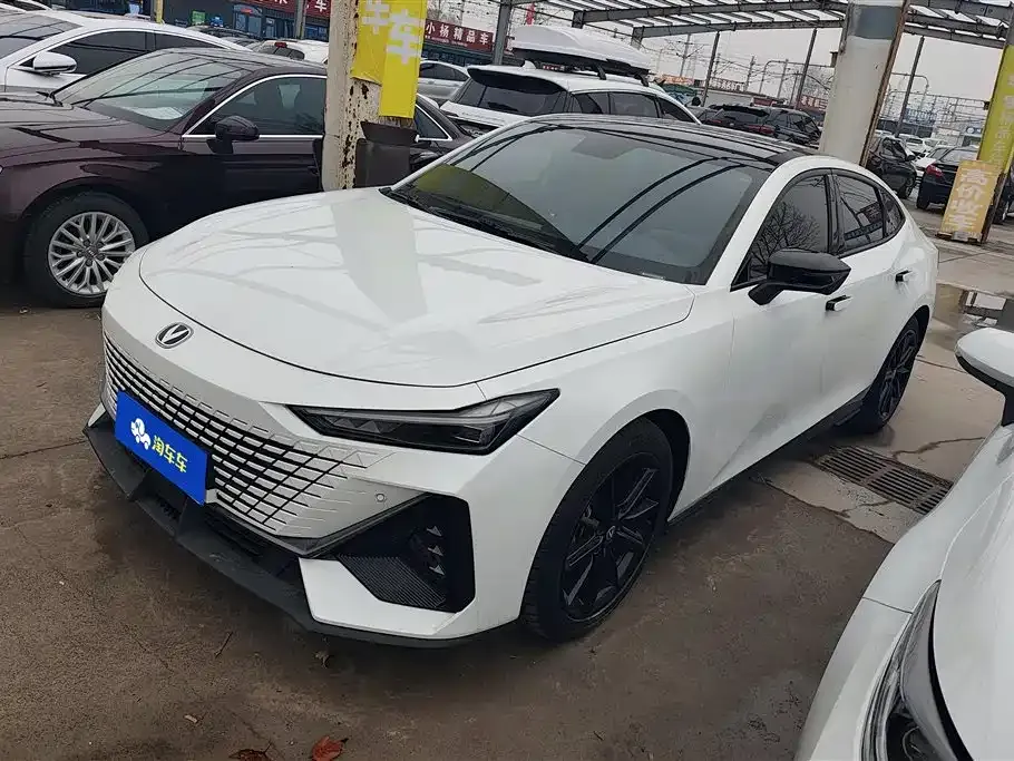 Changan UNI-V 2023 из CN, фото 1