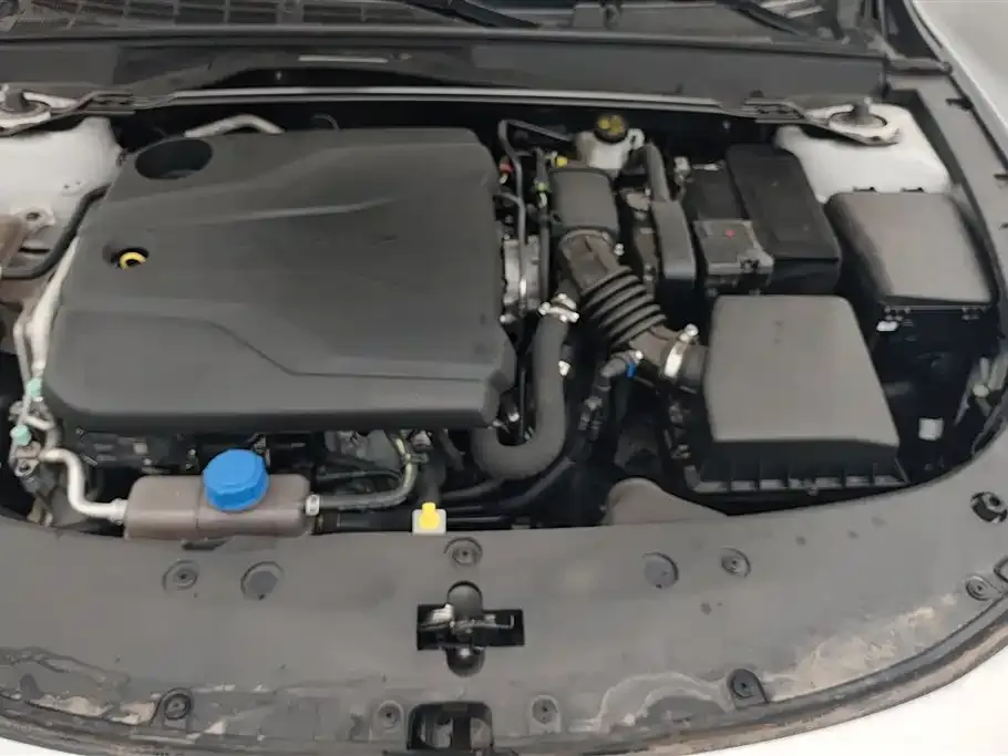 Changan UNI-V 2023 из CN, фото 3