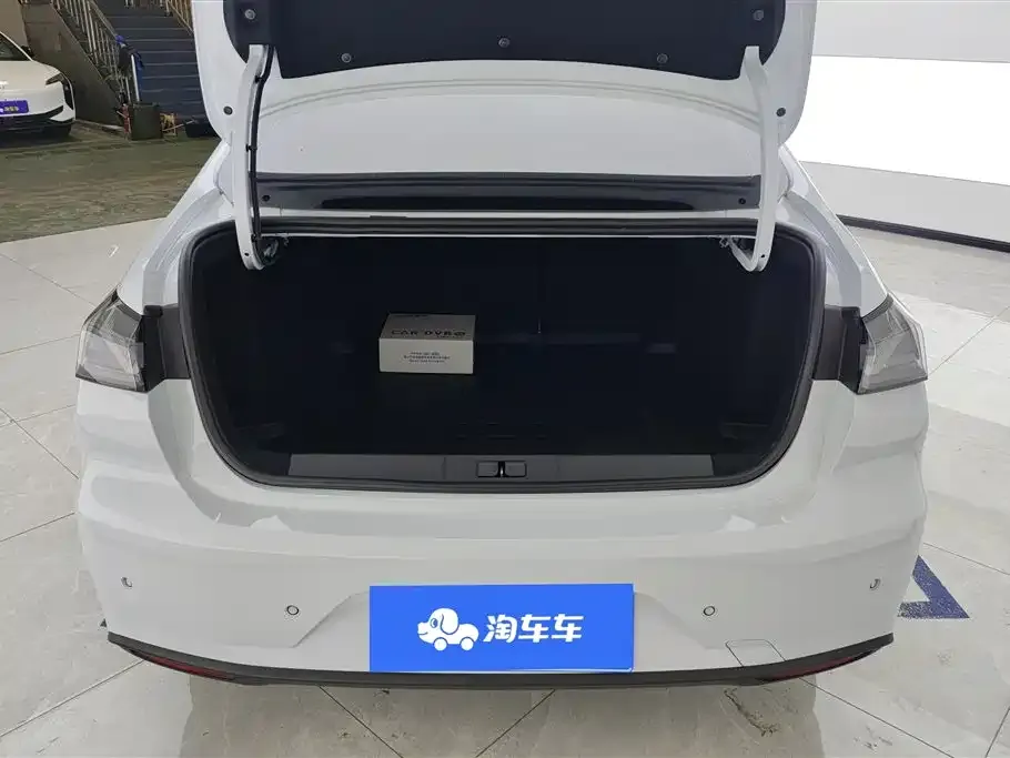 Peugeot 408 2025 из CN, фото 4