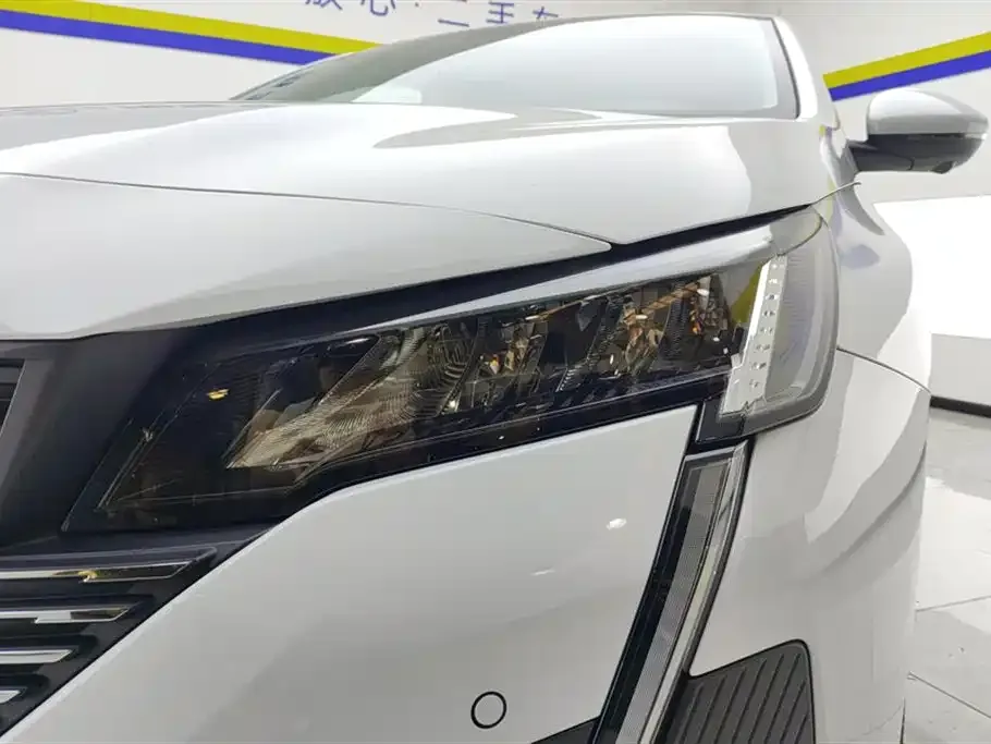 Peugeot 408 2025 из CN, фото 3