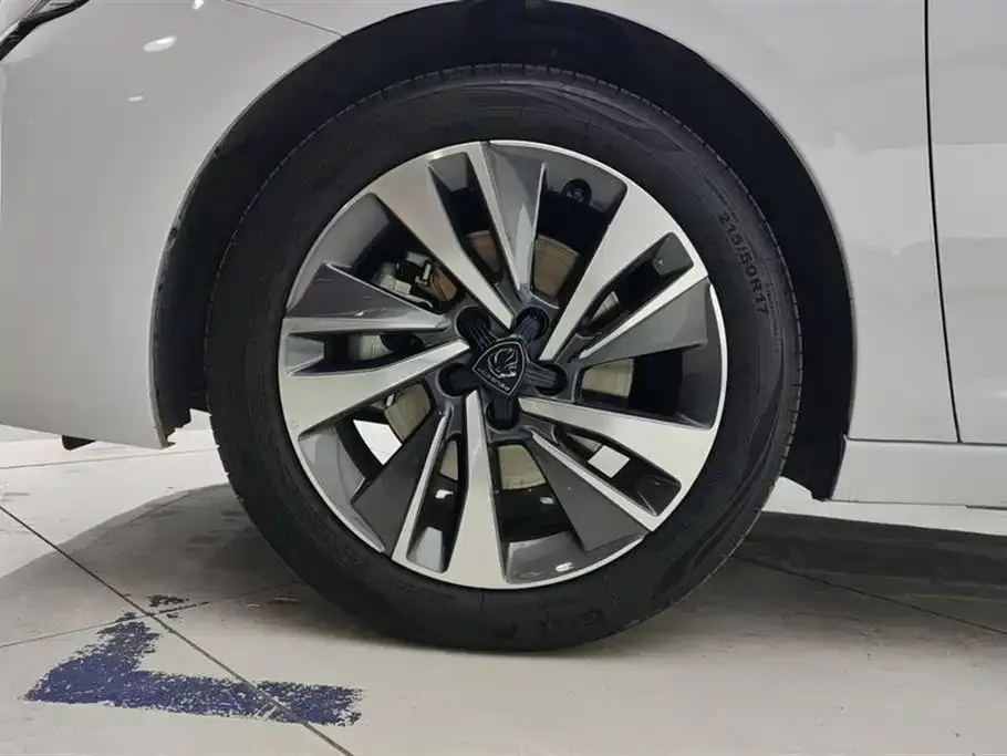 Peugeot 408 2025 из CN, фото 10
