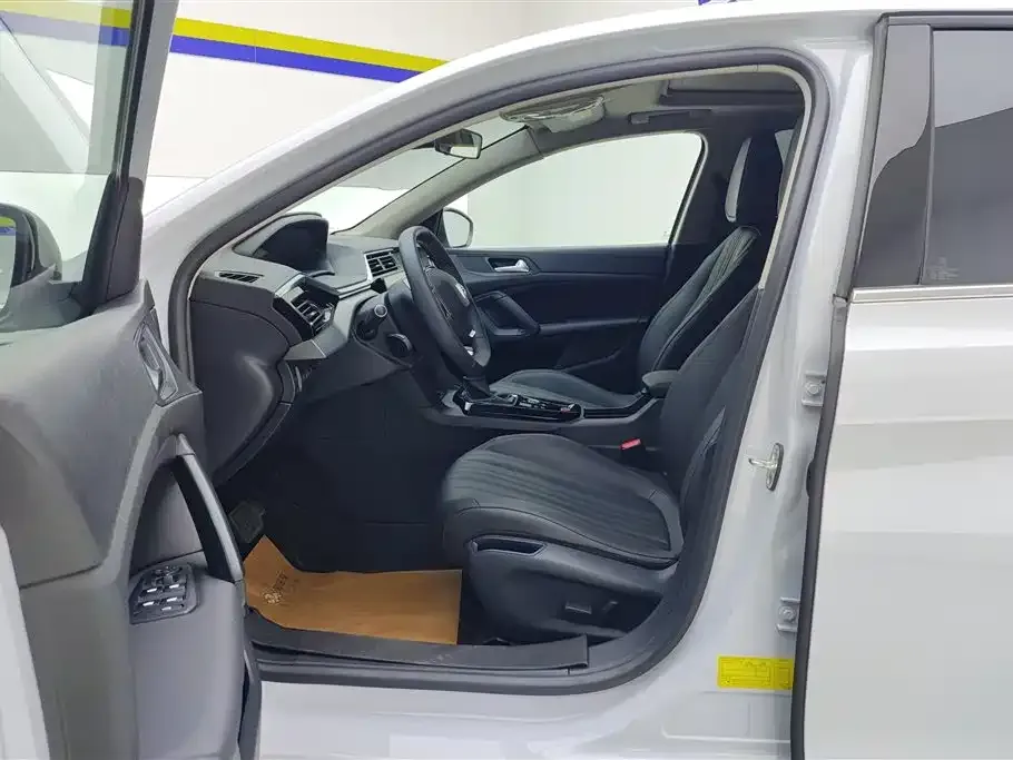 Peugeot 408 2025 из CN, фото 8