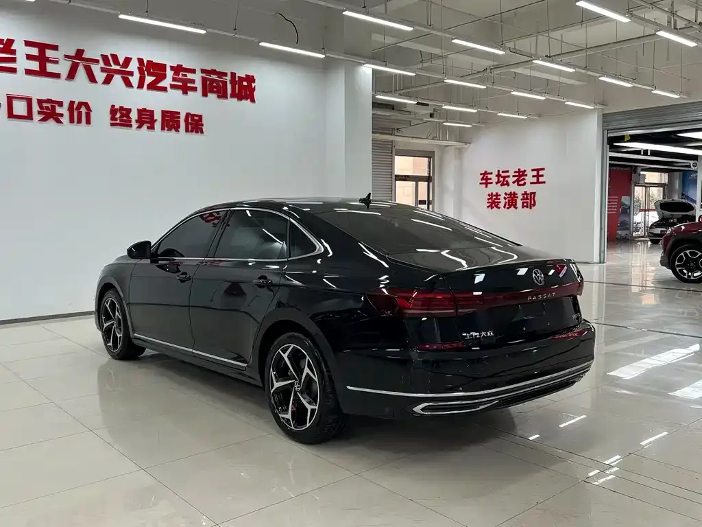 Volkswagen Passat — фото 8