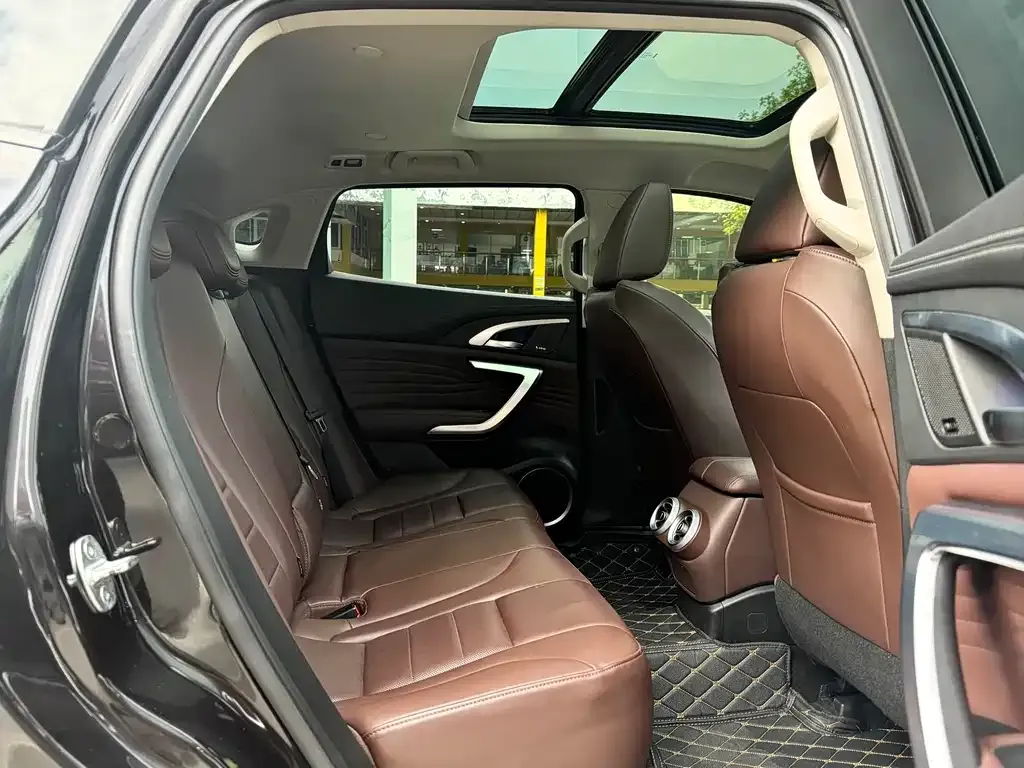 Wey VV7 GT 2021 из CN, фото 10