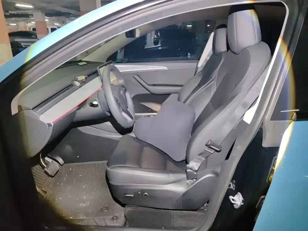 Tesla Model Y 2024 из CN, фото 8