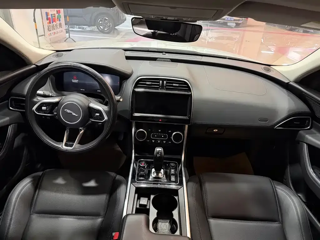 Jaguar XEL 2021 из CN, фото 9