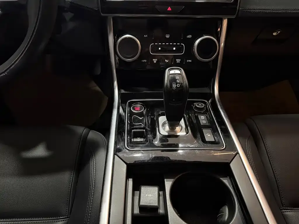 Jaguar XEL 2021 из CN, фото 2