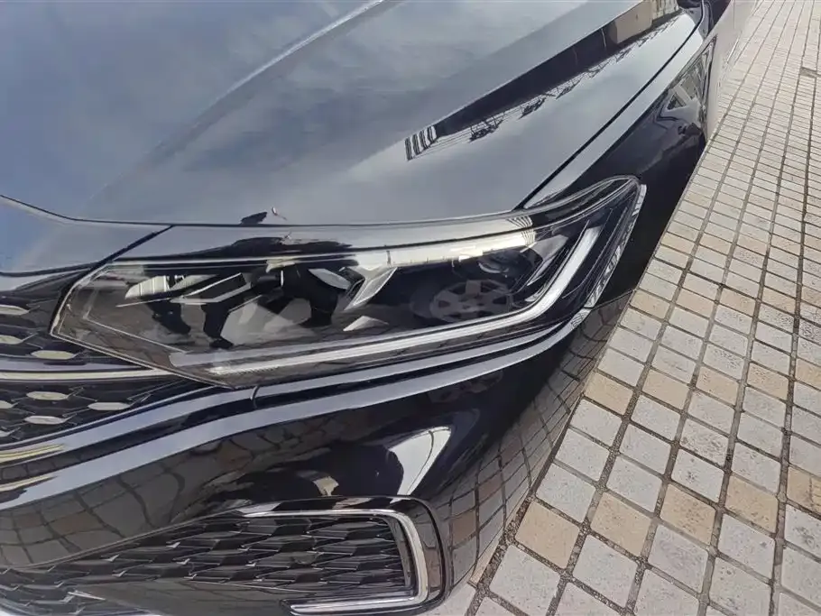 Volkswagen Passat — фото 9
