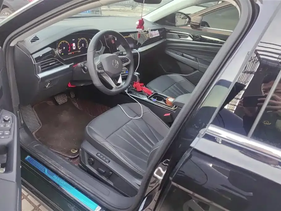 Volkswagen Passat — фото 3